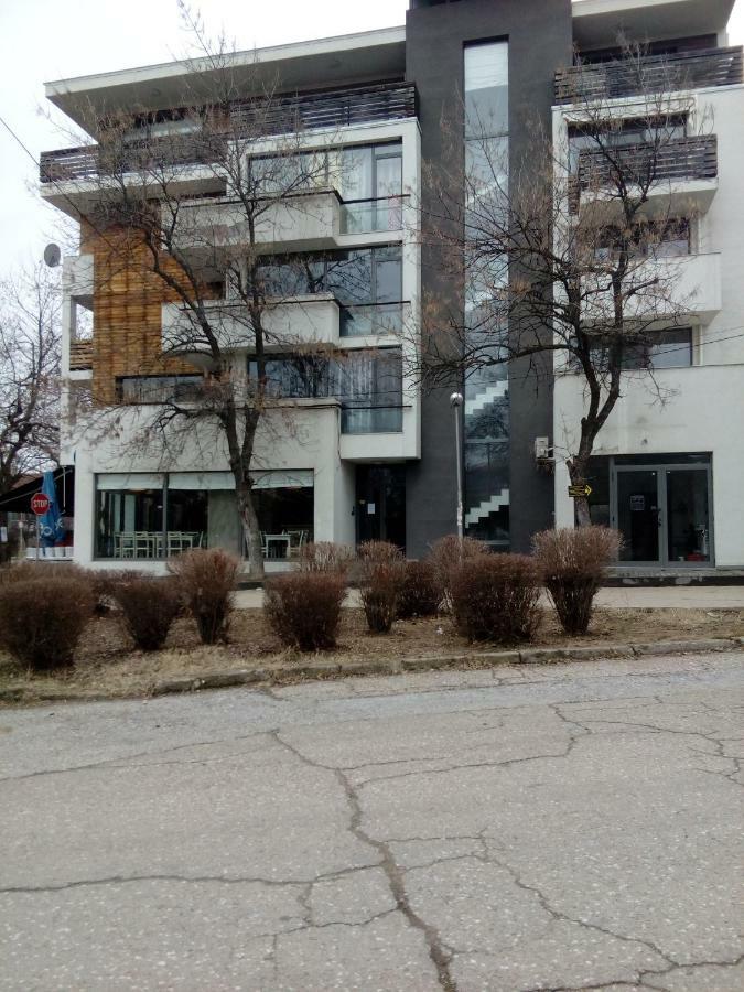 Студио Бижу Apartamento Hisarya Exterior foto